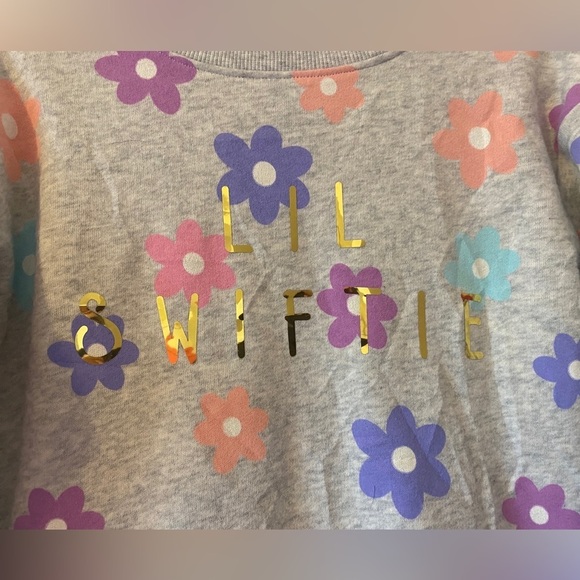 Girls floral sweater, swiftie 4 - Picture 2 of 4